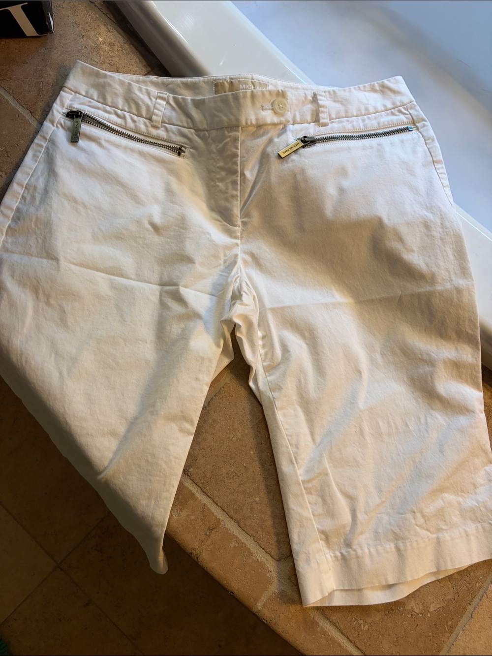 MICHAEL Michael Kors White Bermuda Shorts with Silver Zips